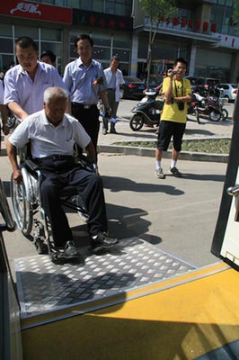 黃海客車助力鄂爾多斯打造民生、低碳公交